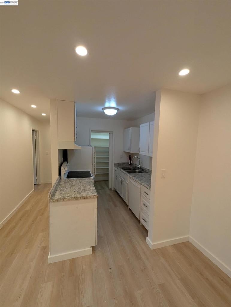 1126 Cherry Ave 128