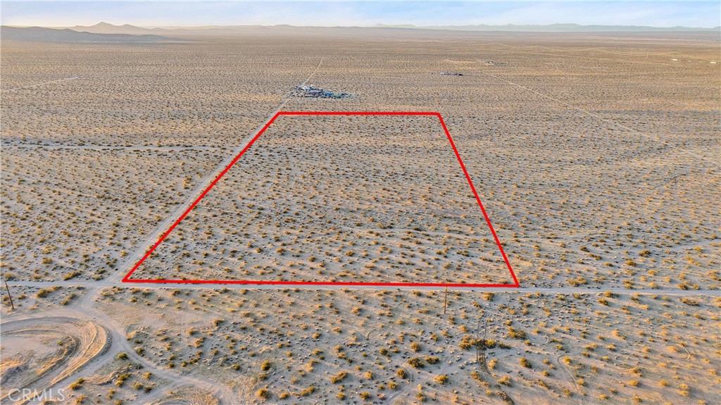 60000-4625511 Drifting Sands Rd