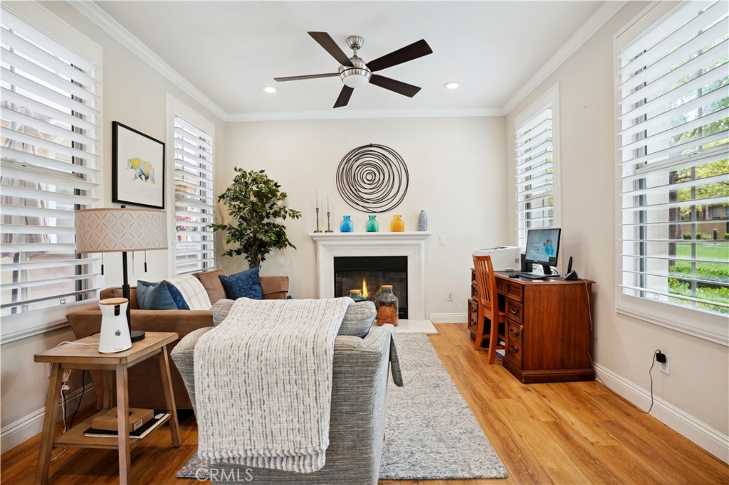 111 Chantilly