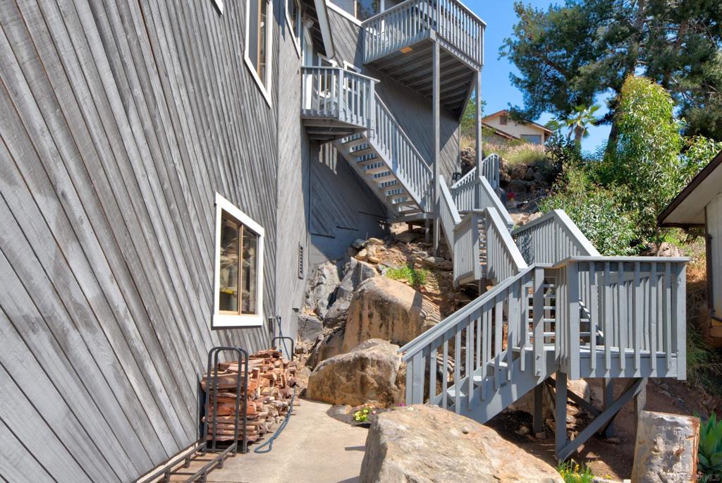 1539 San Miguel Ave