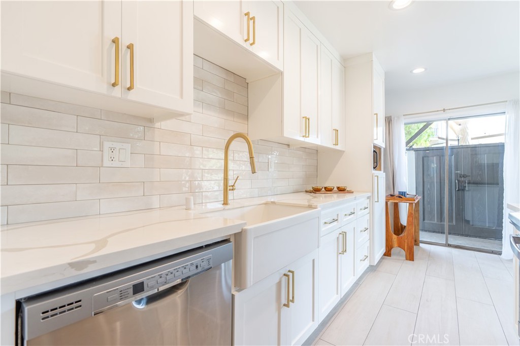 1360 W Lambert Road 101