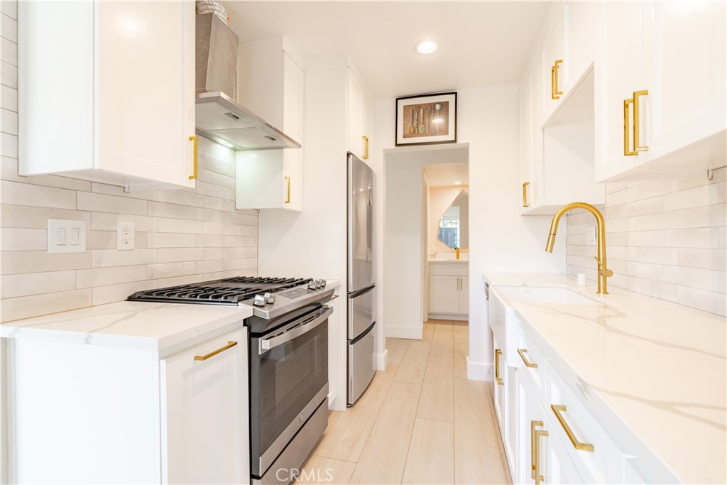 1360 W Lambert Road 101