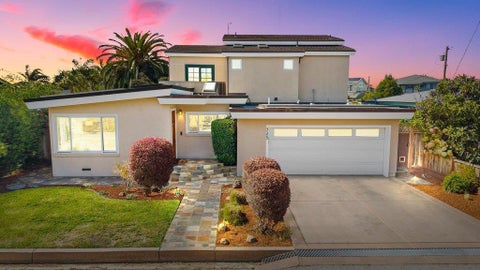 Photo of 325 25th AVE, Santa Cruz, CA 95062 (MLS # ML82060060)
