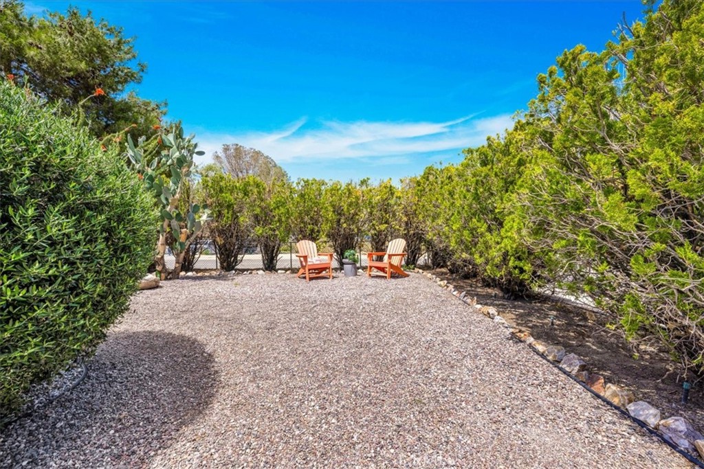 61535 Capilla Drive