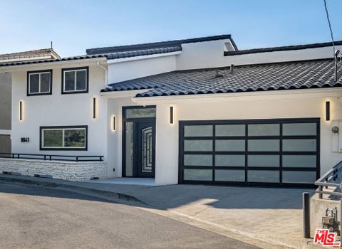 Photo of 8041 Bulwer Drive, Los Angeles, CA 90046 (MLS # 26995591)