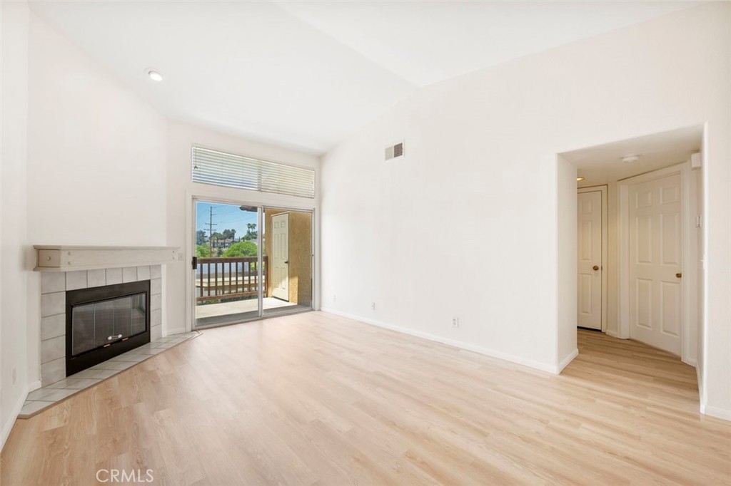 42140 Lyndie Lane 12