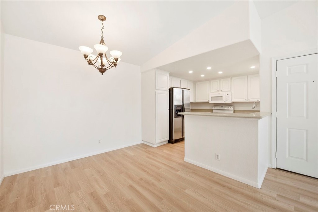 42140 Lyndie Lane 12