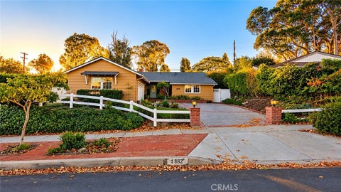 Photo of 5102 Calle De Arboles, Torrance, CA 90505 (MLS # CV26230753)