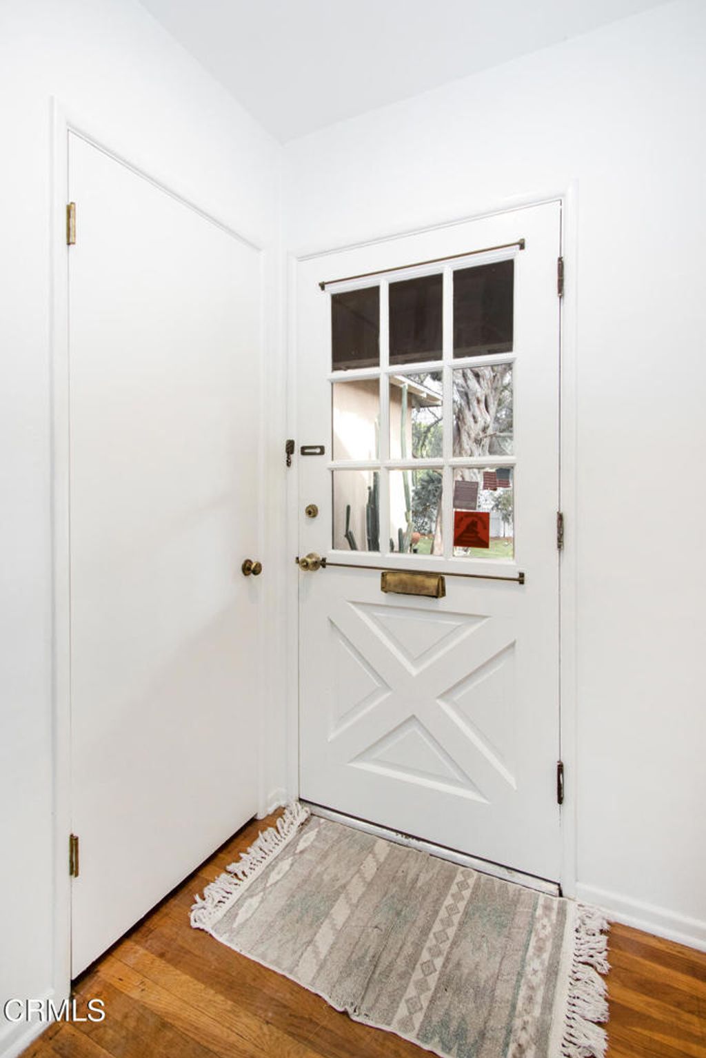 Photo of 6425 Columbus Avenue, Los Angeles, CA 91411 (MLS # P1-25909)