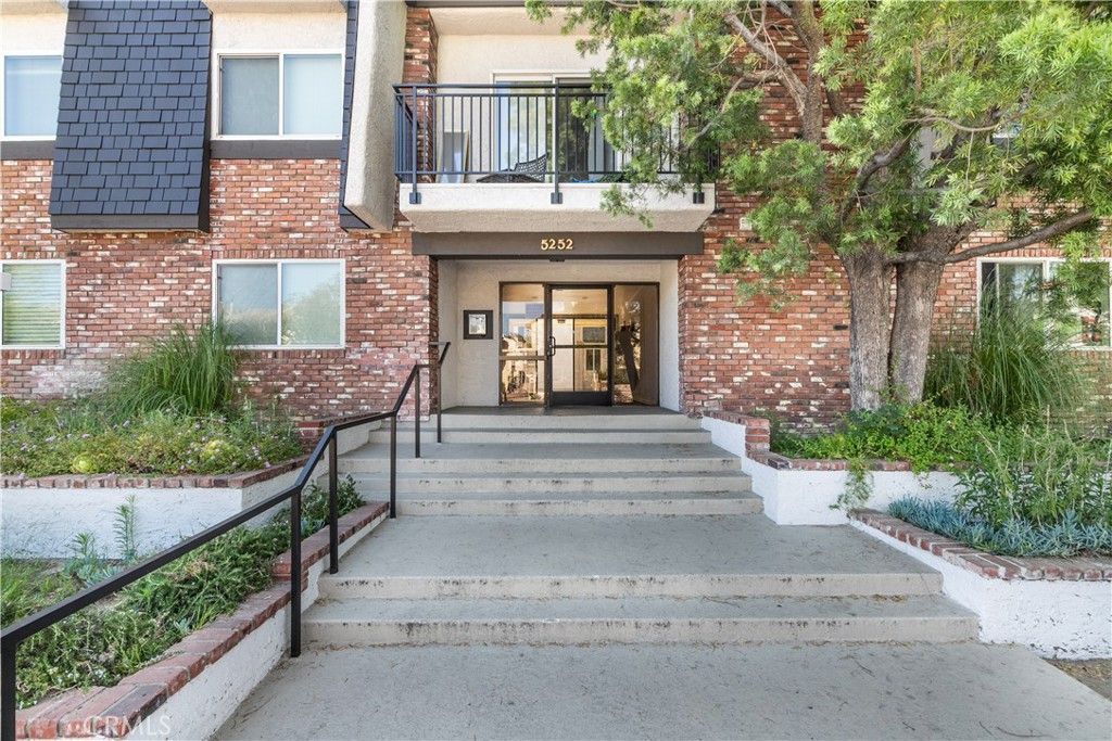 Photo of 5252 Coldwater Canyon AVE, Sherman Oaks, CA 91401 (MLS # SR26161169)