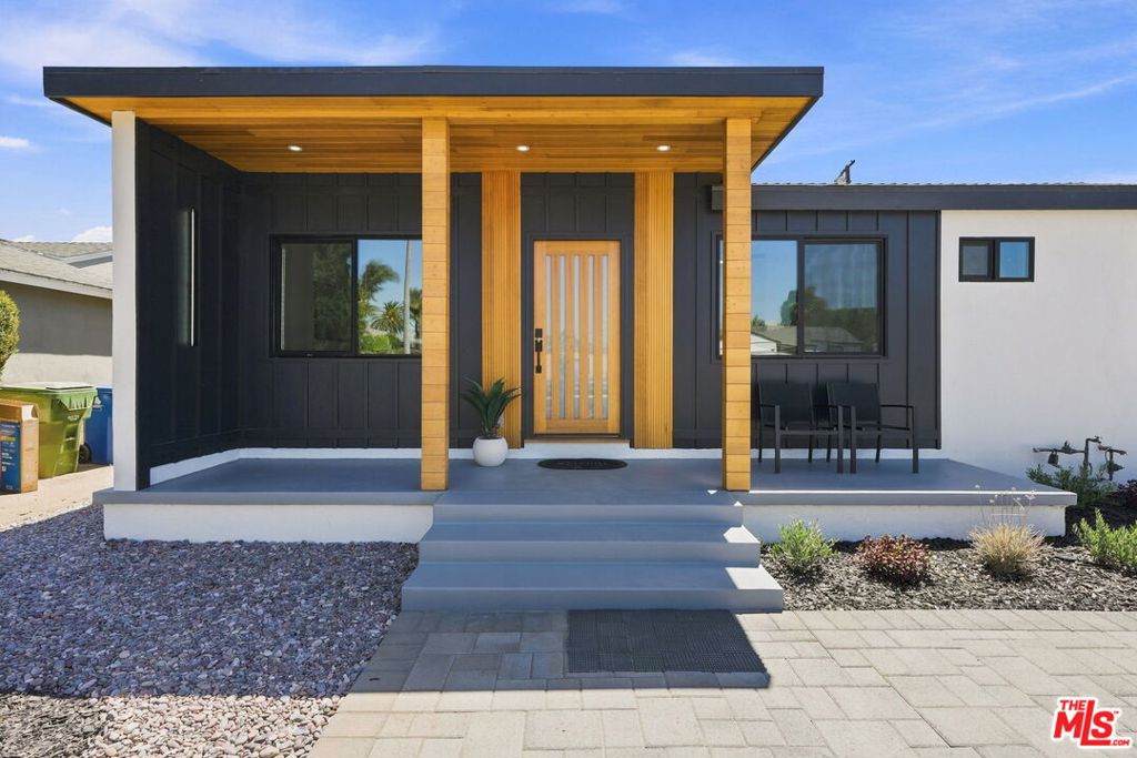 7801 Clearfield Avenue, Los Angeles CA 91402