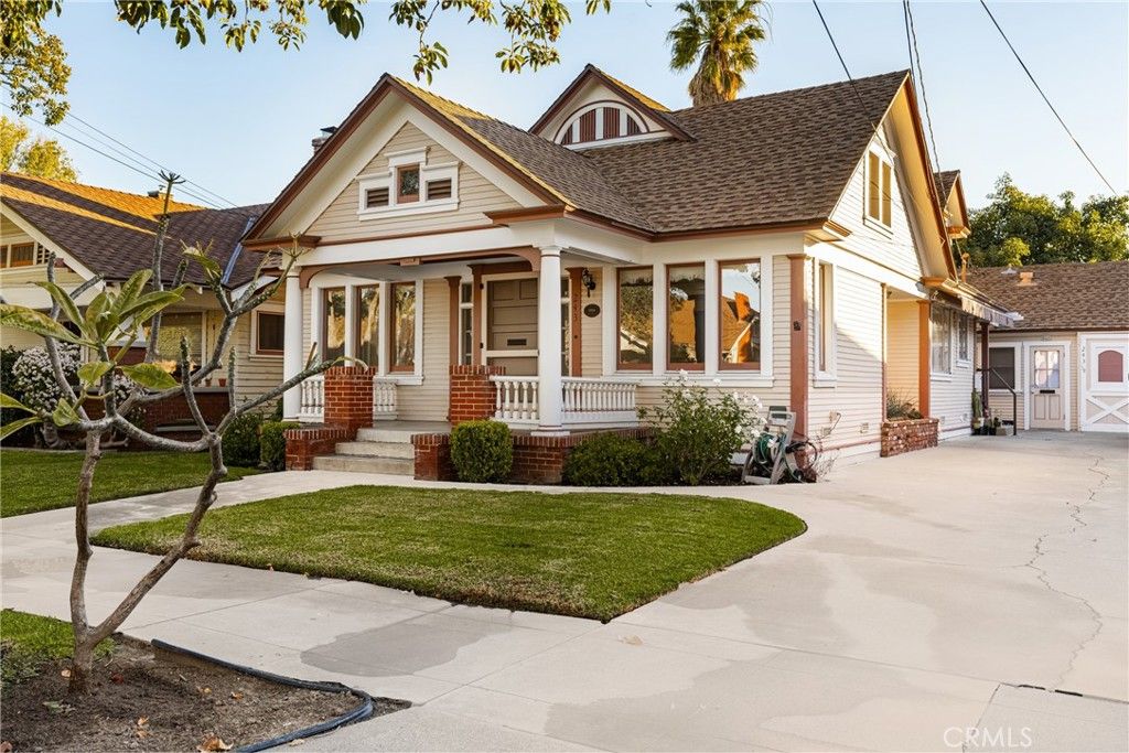 Photo of 243 N Grand Street, Orange, CA 92866 (MLS # PW26070295)