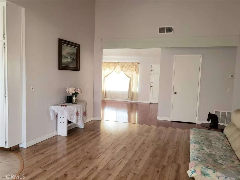 16 Skyline Lane