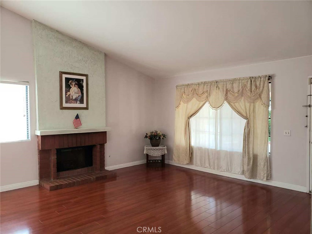 16 Skyline Lane