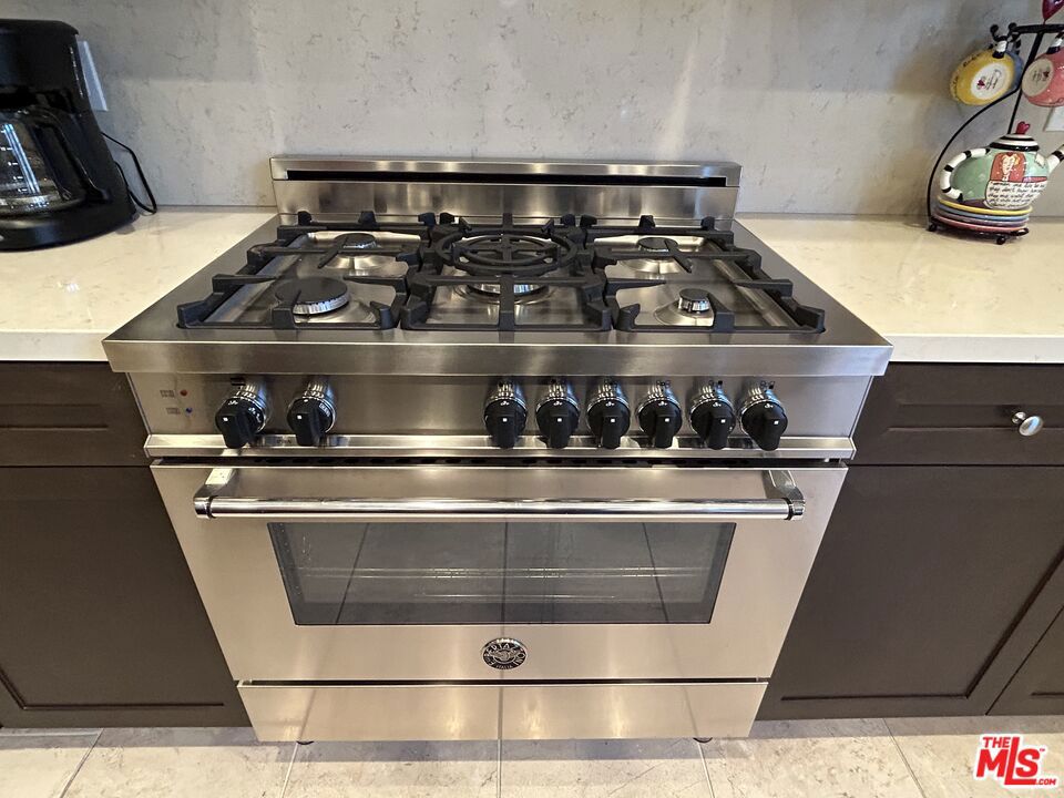 23500 Park Sorrento C33
