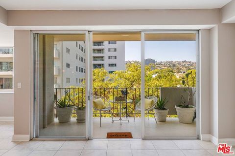 Photo of 818 N Doheny Drive #501, West Hollywood, CA 90069 (MLS # 25567285) Photo of 818 N Doheny Drive #501, West Hollywood, CA 90069 (MLS # 25567285)