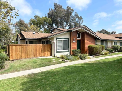 Photo of 2035 Shadytree Ln LN, Encinitas, CA 92024 (MLS # 260019478SD)