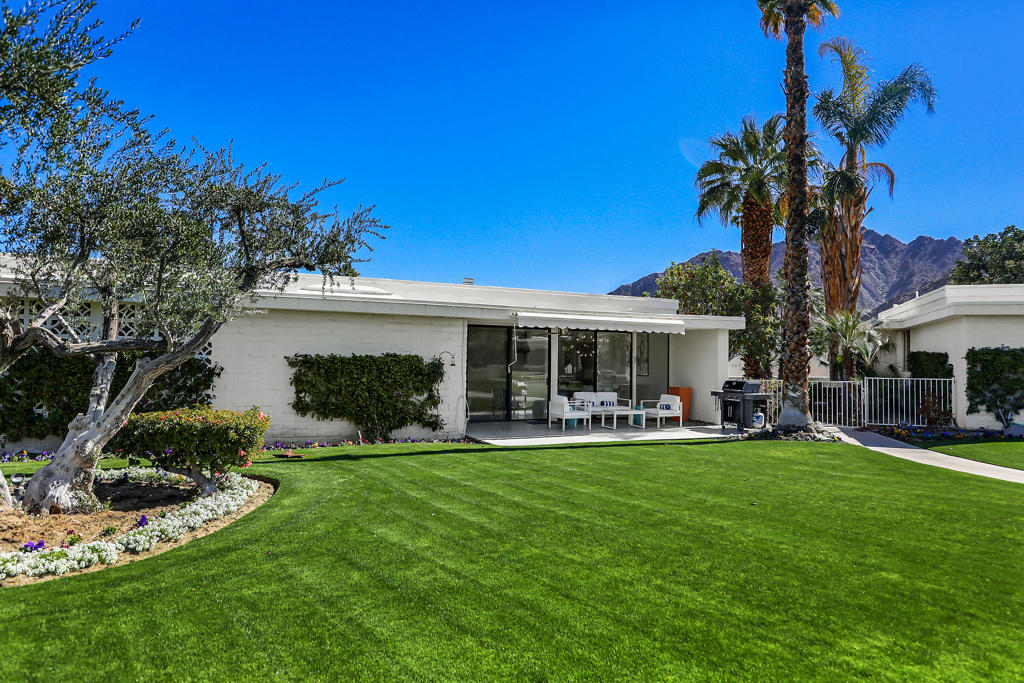 Indian Wells C.C. - Residential Lease