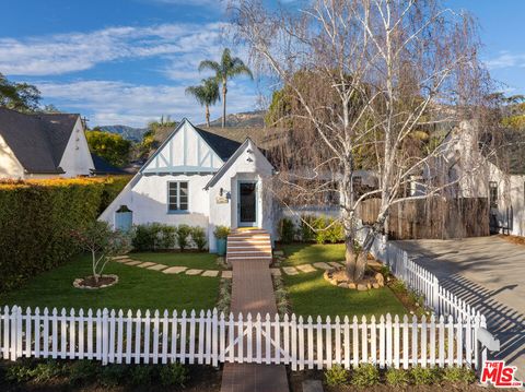 Photo of 3092 Calle Rosales, Santa Barbara, CA 93105 (MLS # 26641419)
