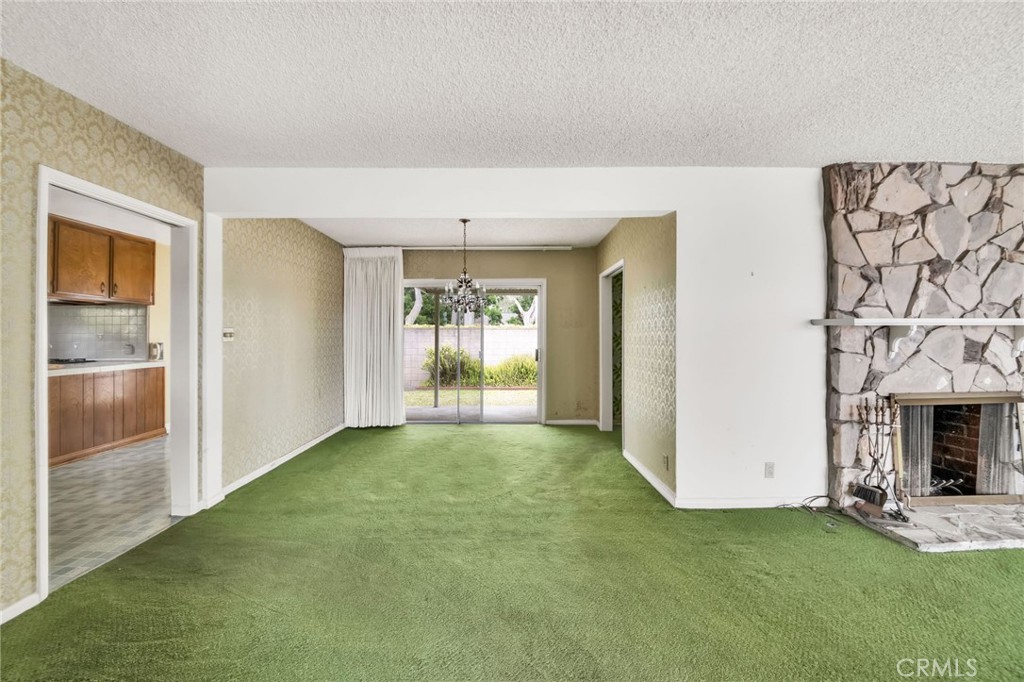 422 Calle De Arboles