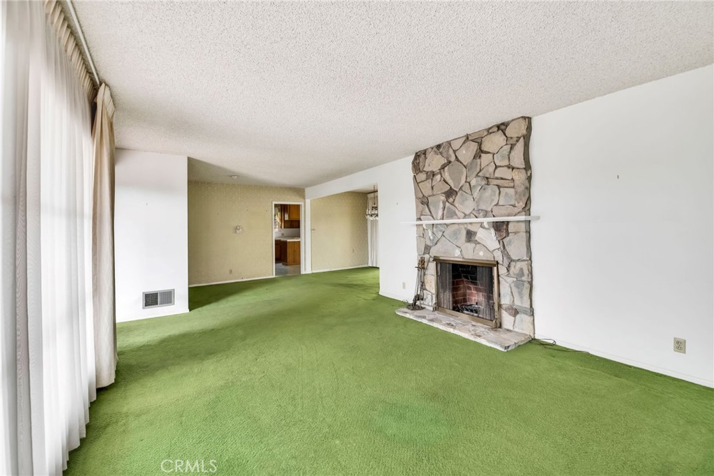 422 Calle De Arboles