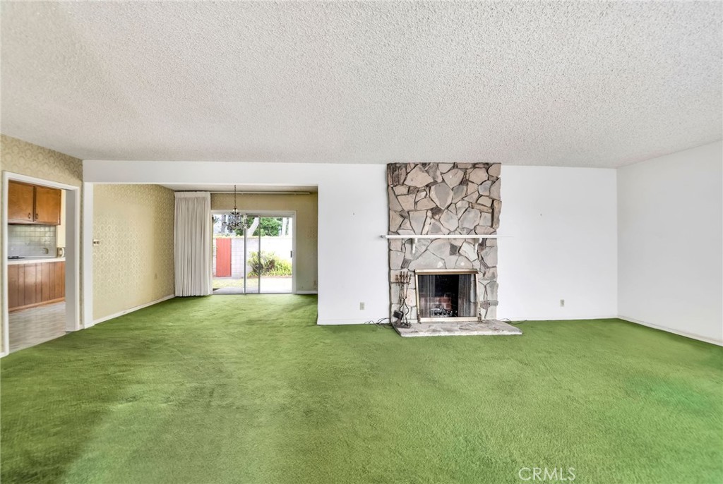 422 Calle De Arboles