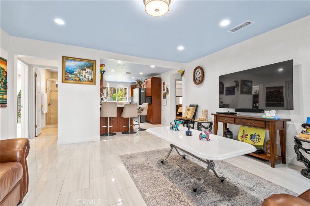 3133 W 187th Place