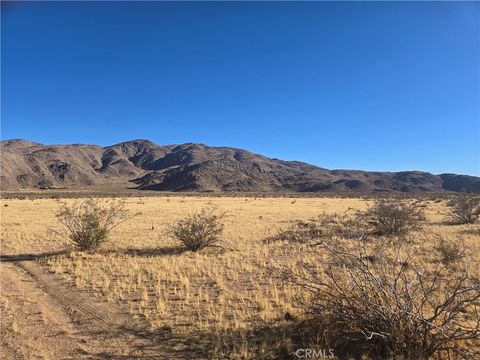 Photo of 108900 SF Bellflower Street, Apple Valley, CA 92308 (MLS # HD26026259)