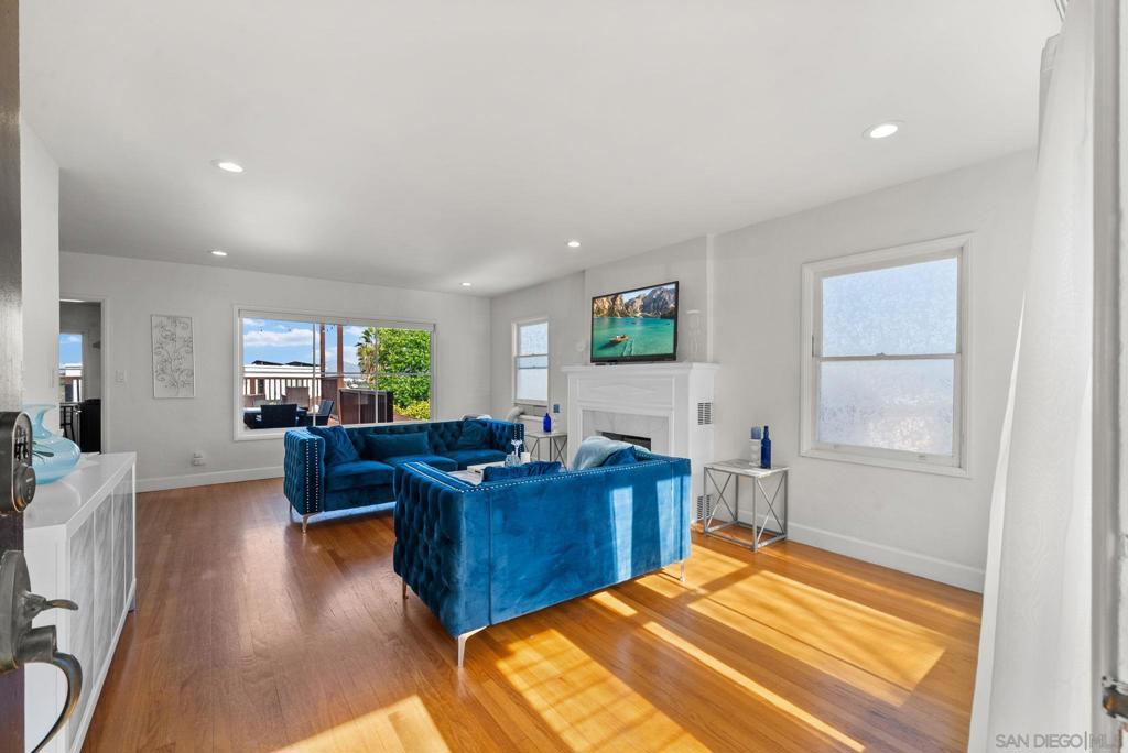 1919 33rd Street