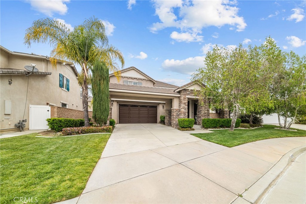 46236 Shade Tree Court