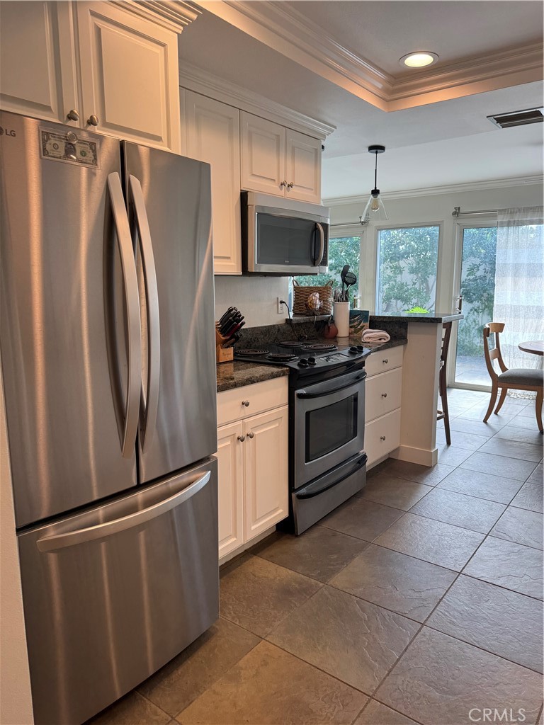 2522 University