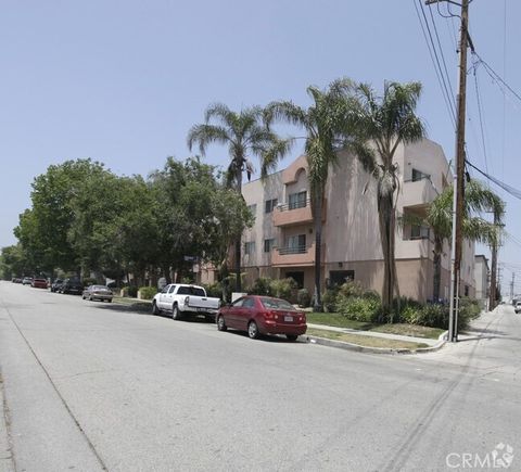 Photo of 11459 Collins Street #210, North Hollywood, CA 91601 (MLS # SR26084476)