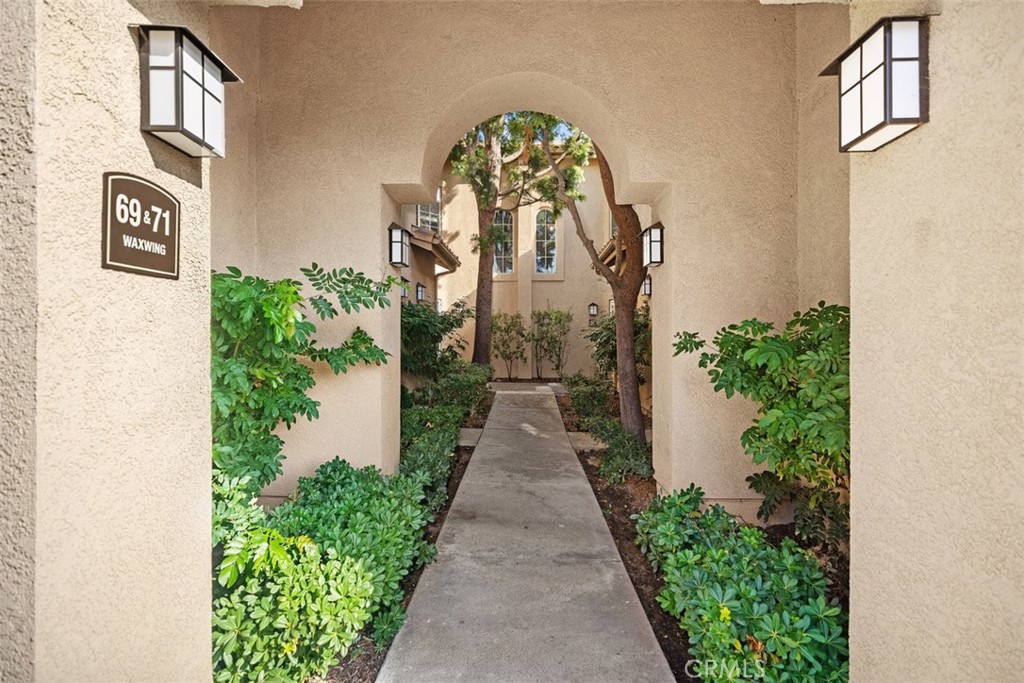 71 Waxwing Lane
