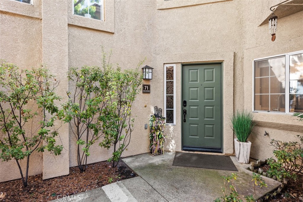 71 Waxwing Lane