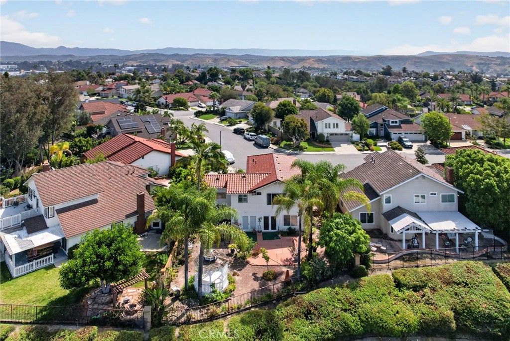Photo of 28511 La Cumbre, Laguna Niguel, CA 92677 (MLS # SW26076755)