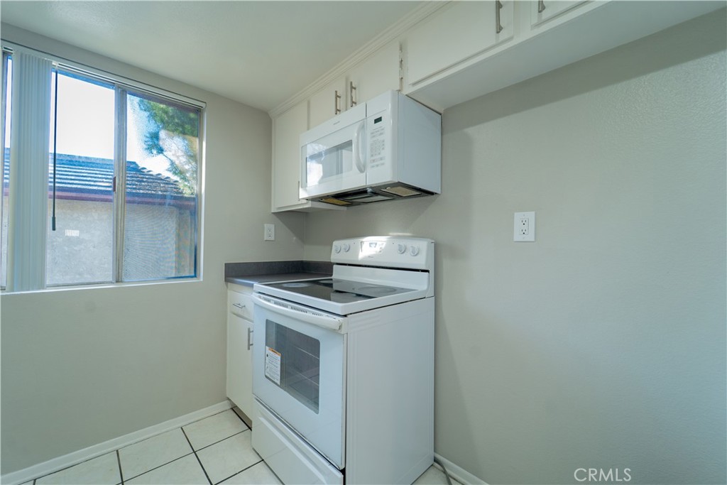 1060 S Idaho Street 42