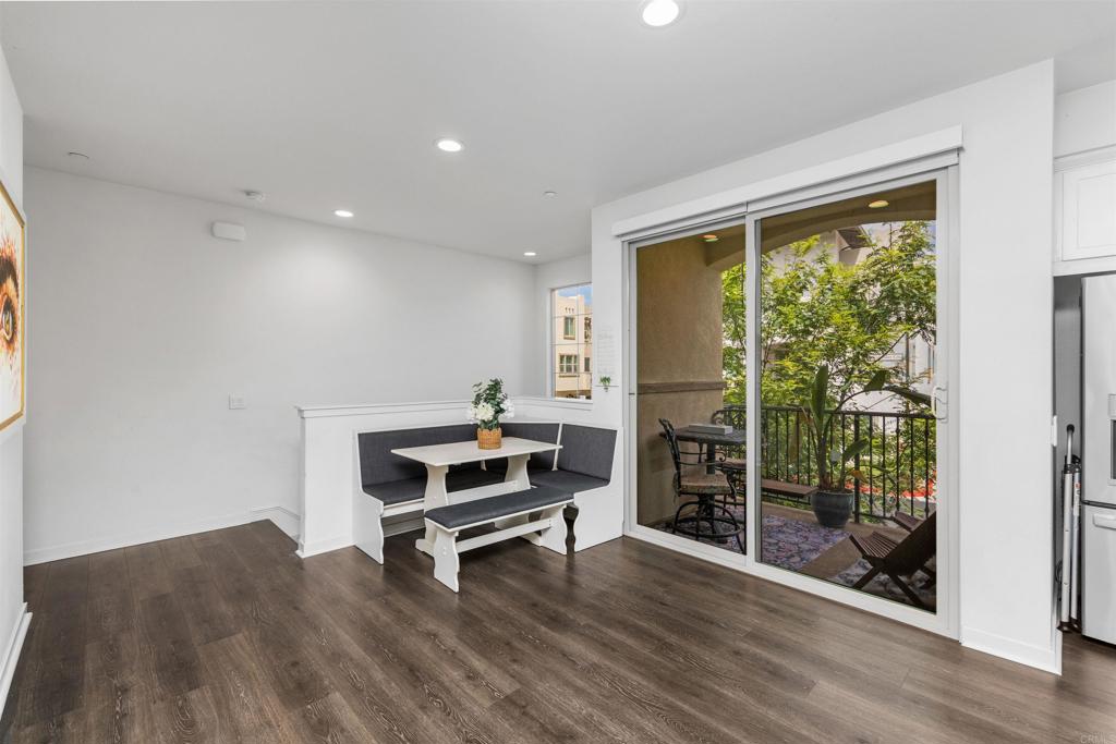 328 Waverunner Court
