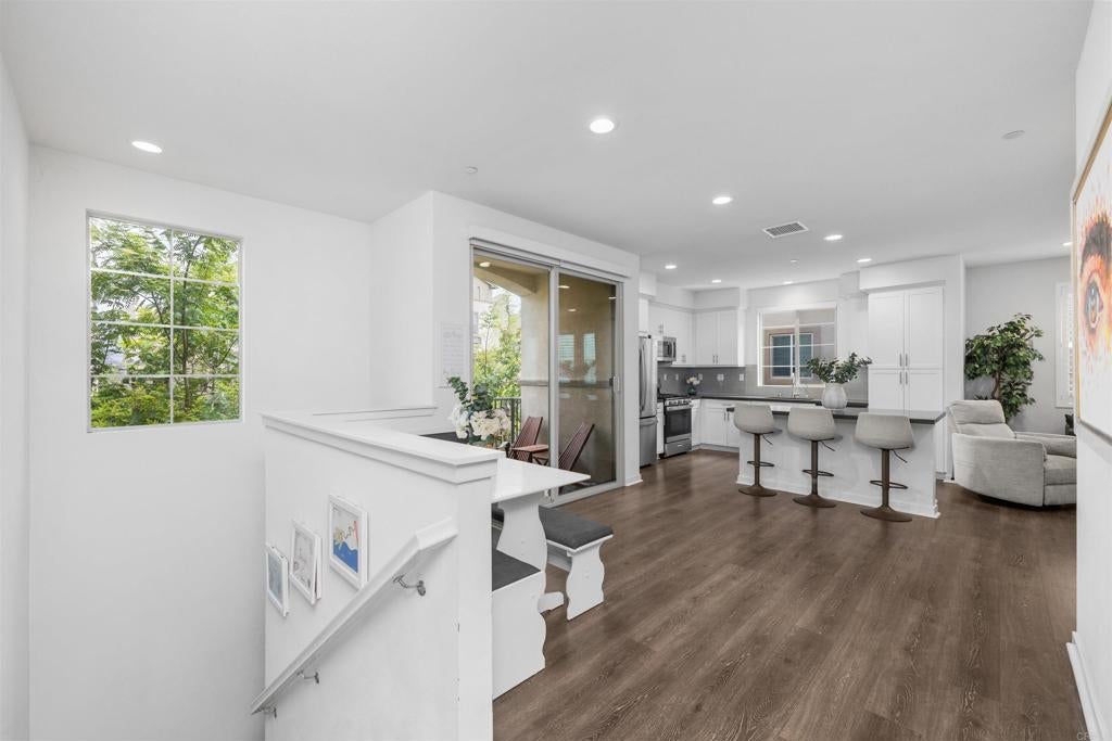 328 Waverunner Court