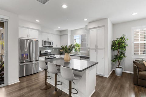 Photo of 328 Waverunner Court, Santee, CA 92071 (MLS # NDP2608049)