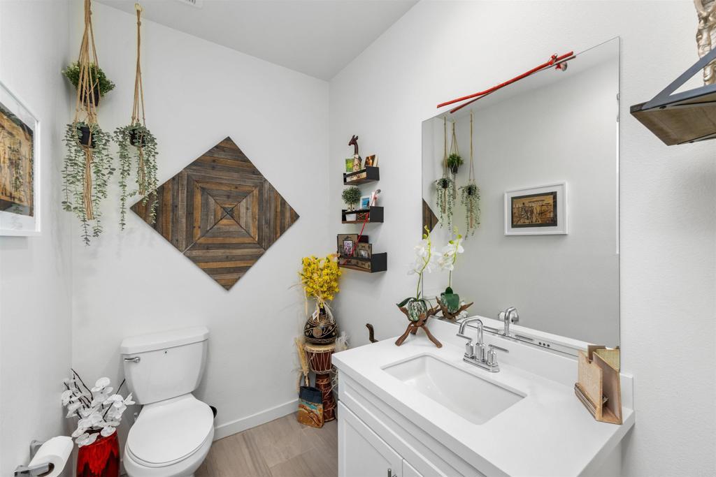 328 Waverunner Court