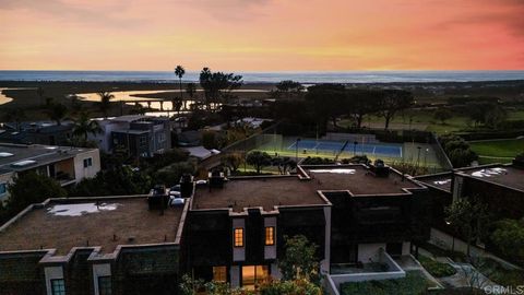 12819 Caminito del Canto Del Mar CA 92014