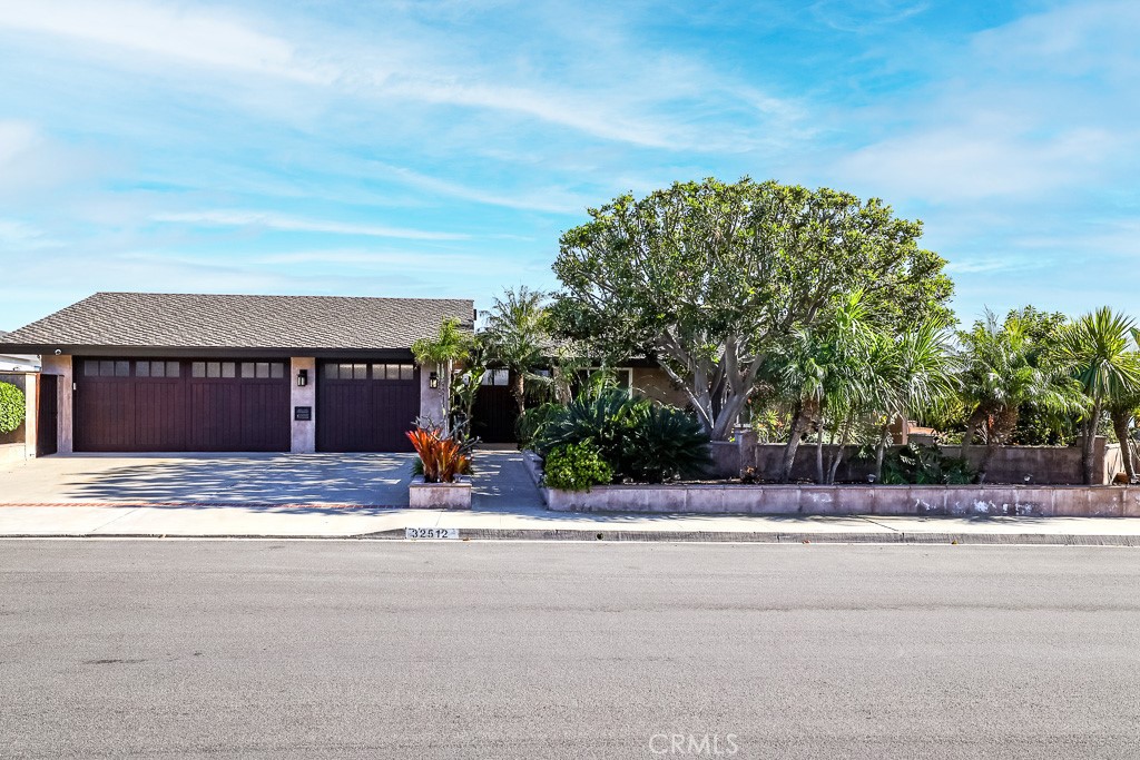 32512 Azores Road