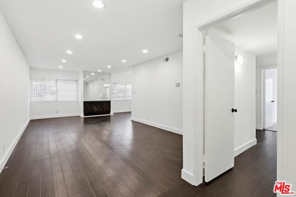 Photo of 11656 Montana Avenue #114, Los Angeles, CA 90049 (MLS # 26659651)