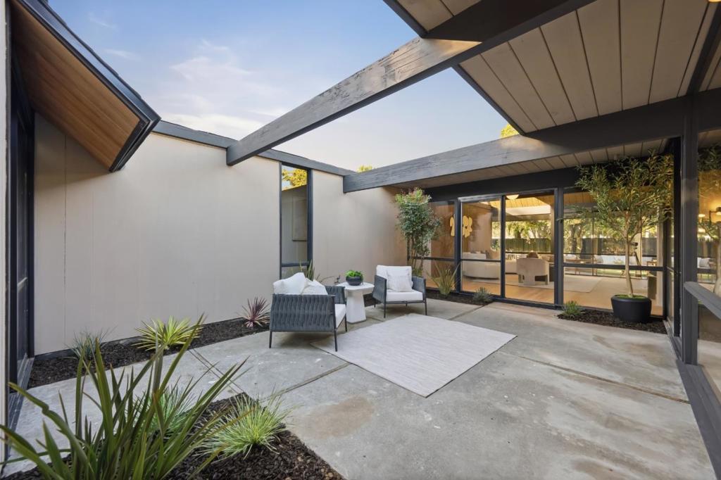 821 Cumberland Drive