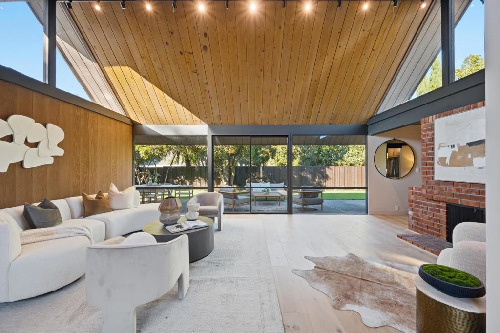 821 Cumberland Drive
