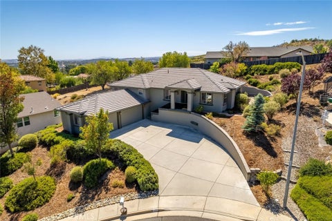 Tiny photo for 419 Peachtree Court Ct, Paso Robles, CA 93446 (MLS # SC26188390)