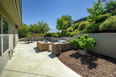 Tiny photo for 419 Peachtree Court Ct, Paso Robles, CA 93446 (MLS # SC26188390)