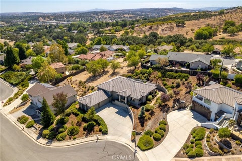 Tiny photo for 419 Peachtree Court Ct, Paso Robles, CA 93446 (MLS # SC26188390)