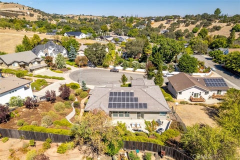 Tiny photo for 419 Peachtree Court Ct, Paso Robles, CA 93446 (MLS # SC26188390)