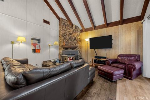 Photo of 501 Catalina Road, Big Bear Lake, CA 92315 (MLS # GD25216213)